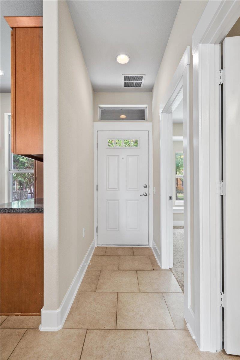 1601 Miriam Ave # 202, Austin, TX 78702