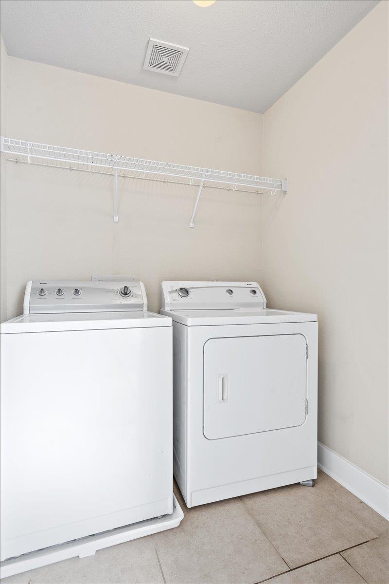 1601 Miriam Ave # 202, Austin, TX 78702