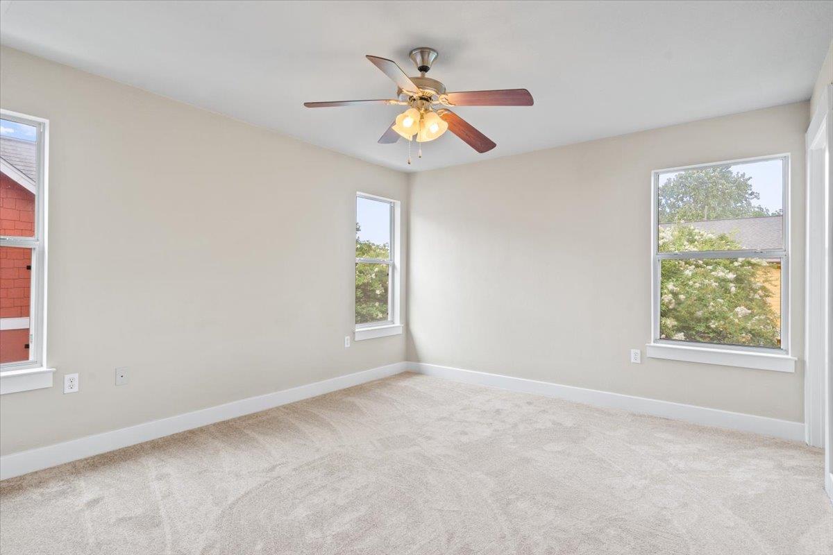 1601 Miriam Ave # 202, Austin, TX 78702