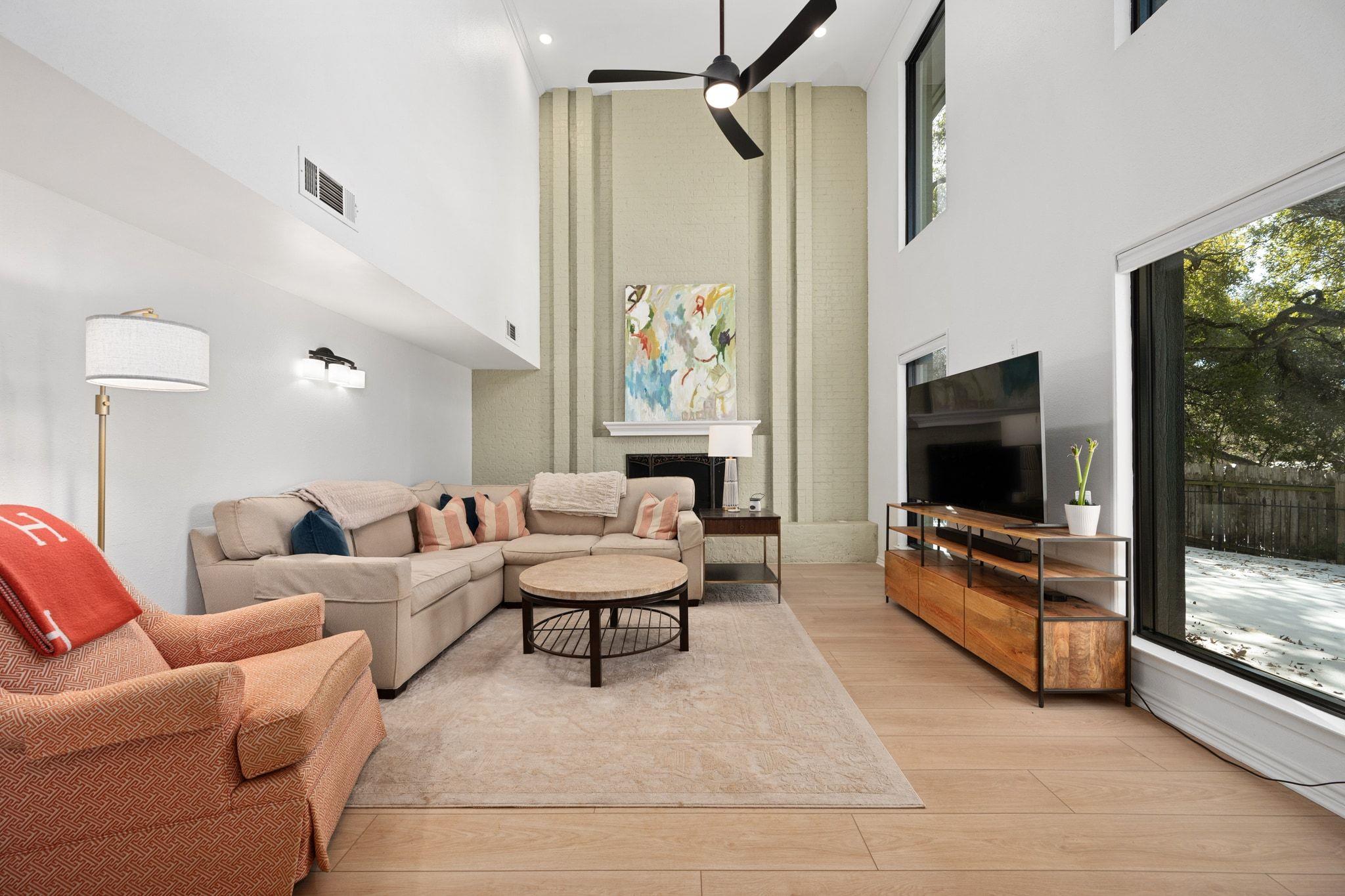 6203 Olympic Overlook Dr, Austin, TX 78746