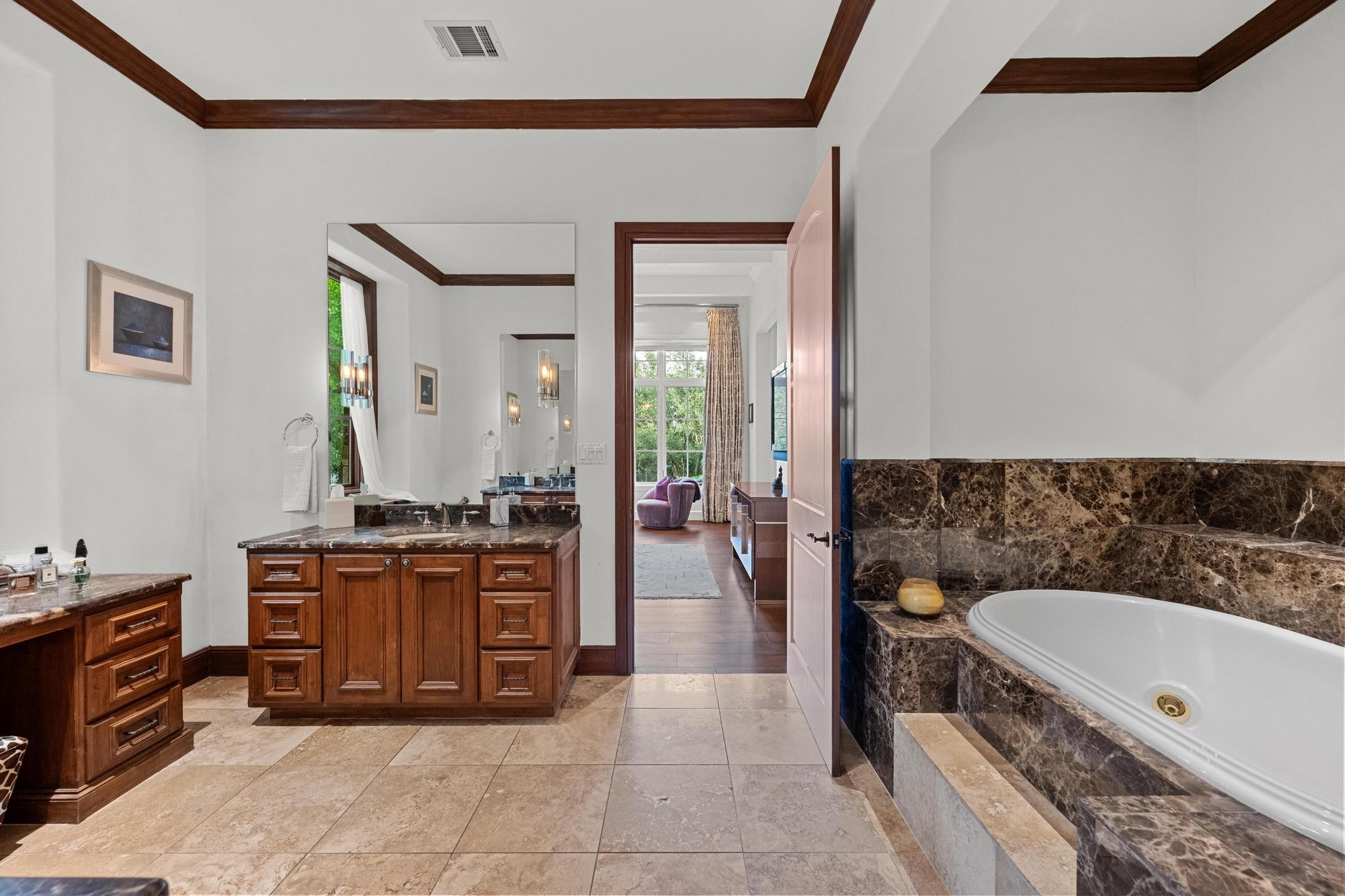 12724 Little Blue Stem Cv, Austin, TX 78738