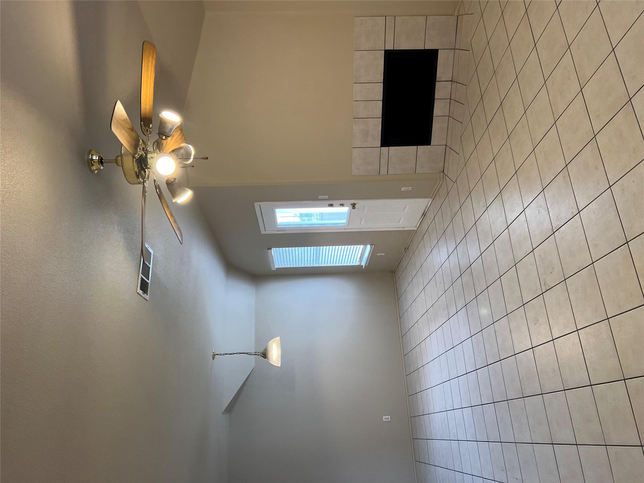 1618 Cottonwood Ct, Round Rock, TX 78664