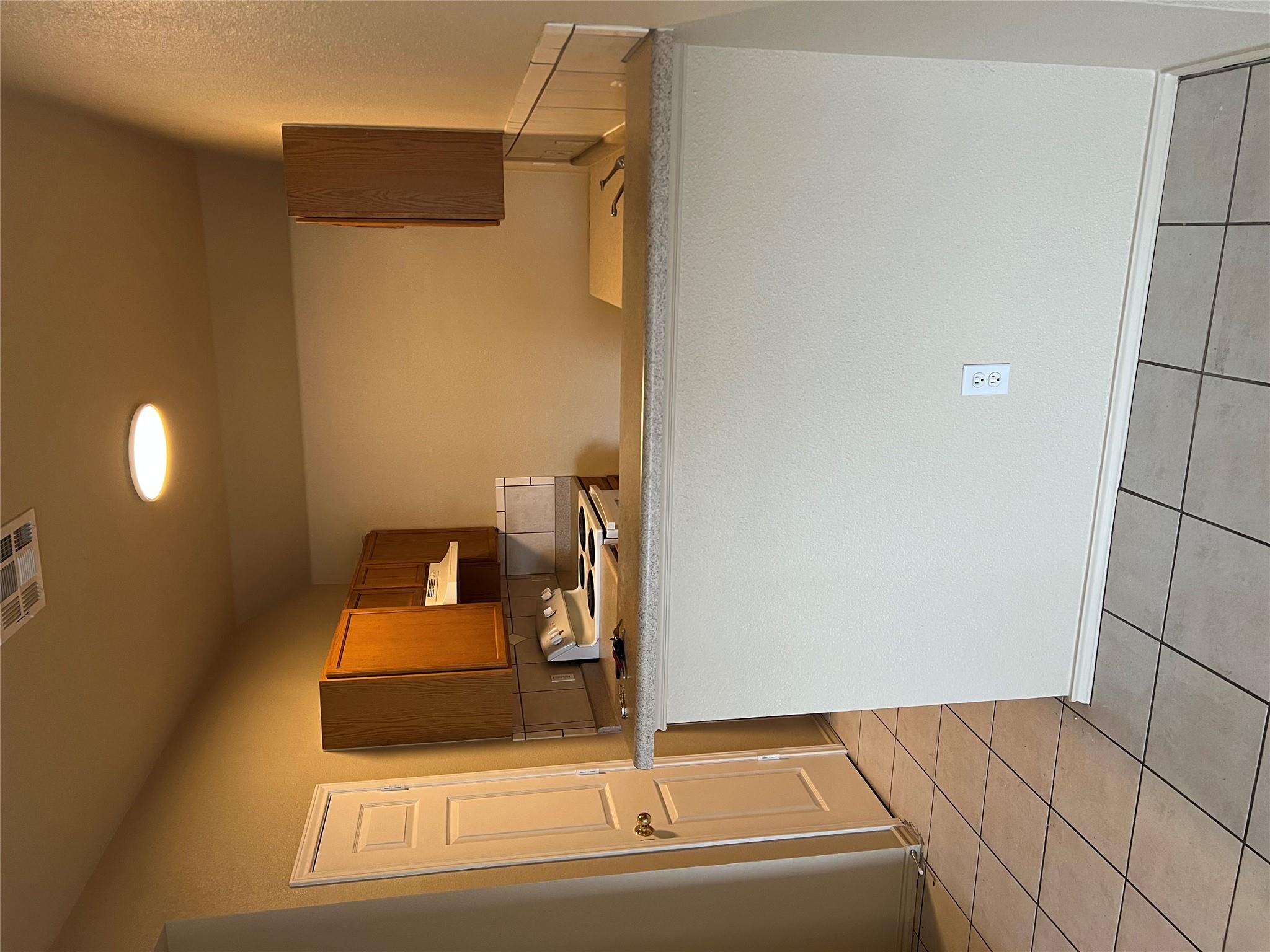 1618 Cottonwood Ct, Round Rock, TX 78664