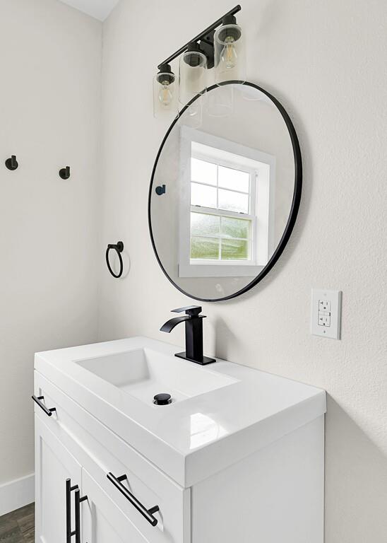 200 S Narcissus St, Thornton, TX 75838