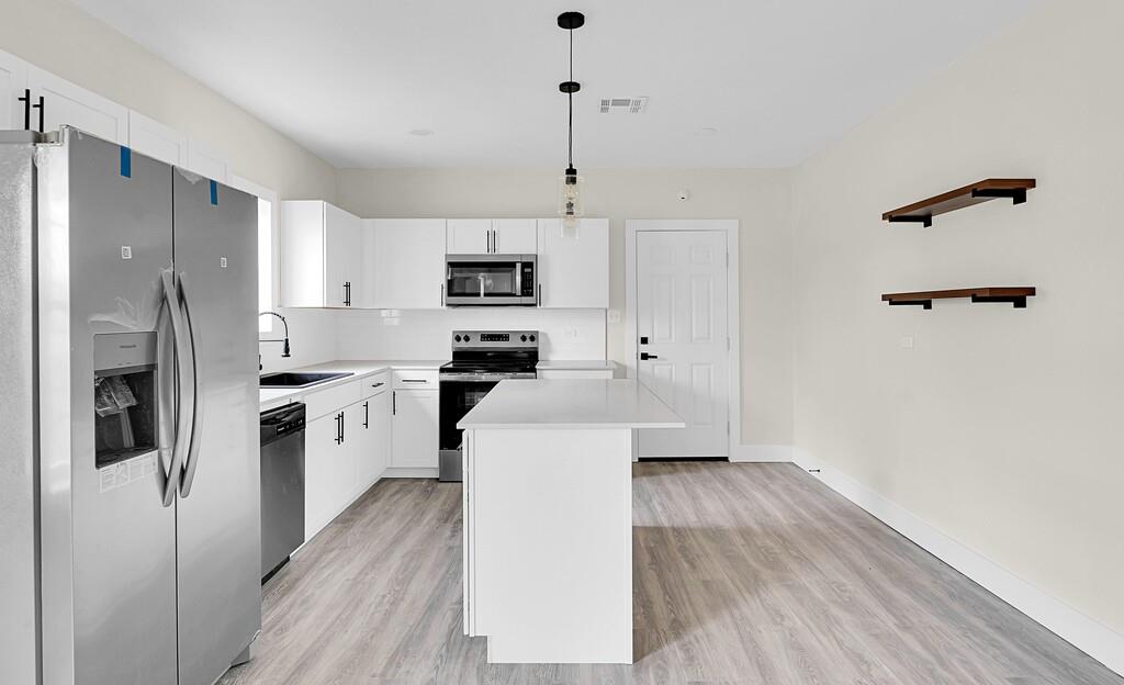 200 S Narcissus St, Thornton, TX 75838