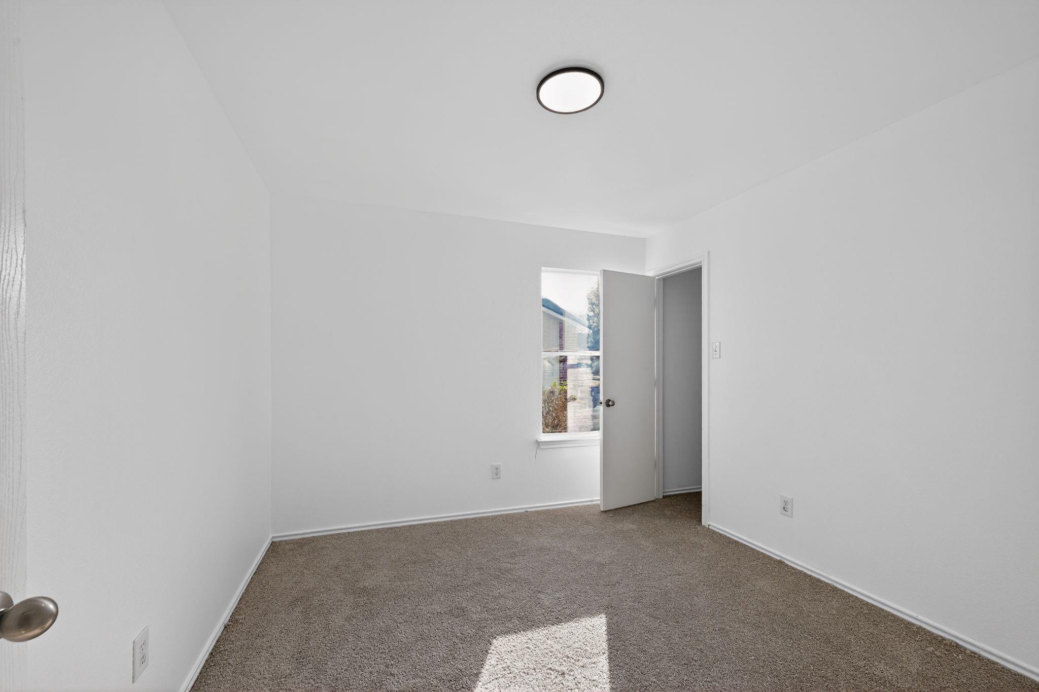 316 Flinn St, Hutto, TX 78634