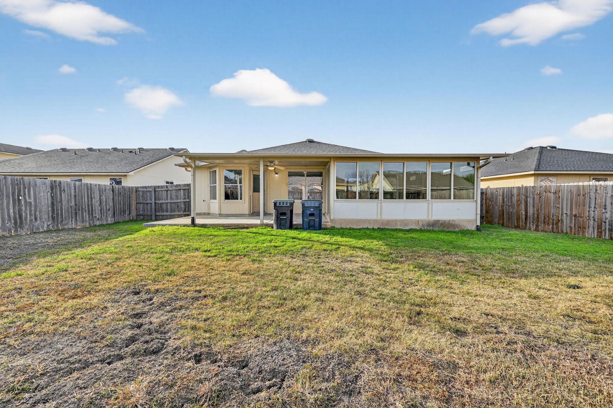 316 Flinn St, Hutto, TX 78634