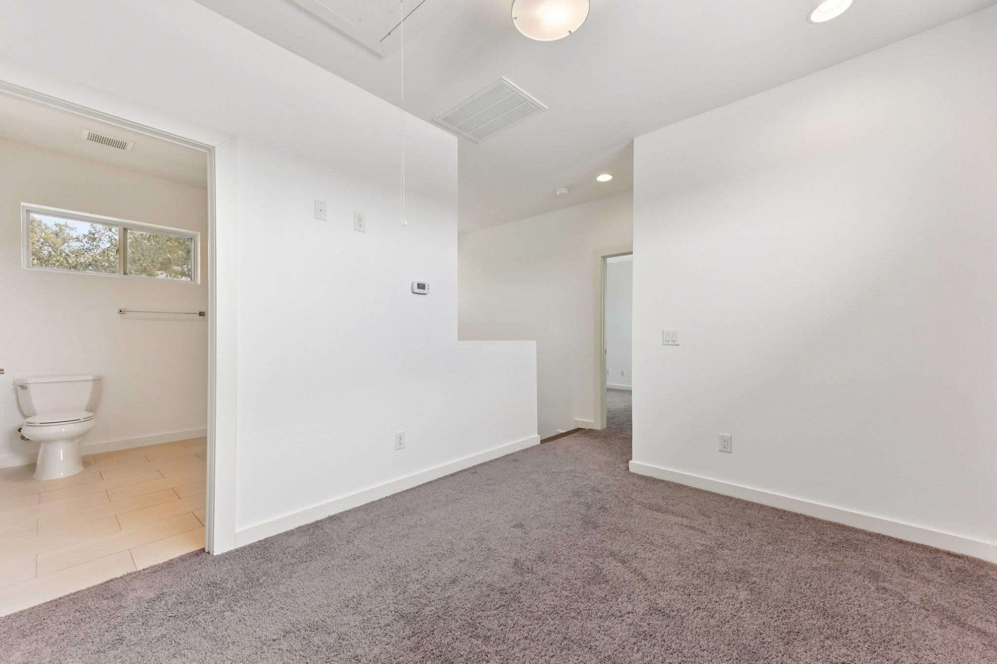 133 Crest View Dr, Lakeway, TX 78734