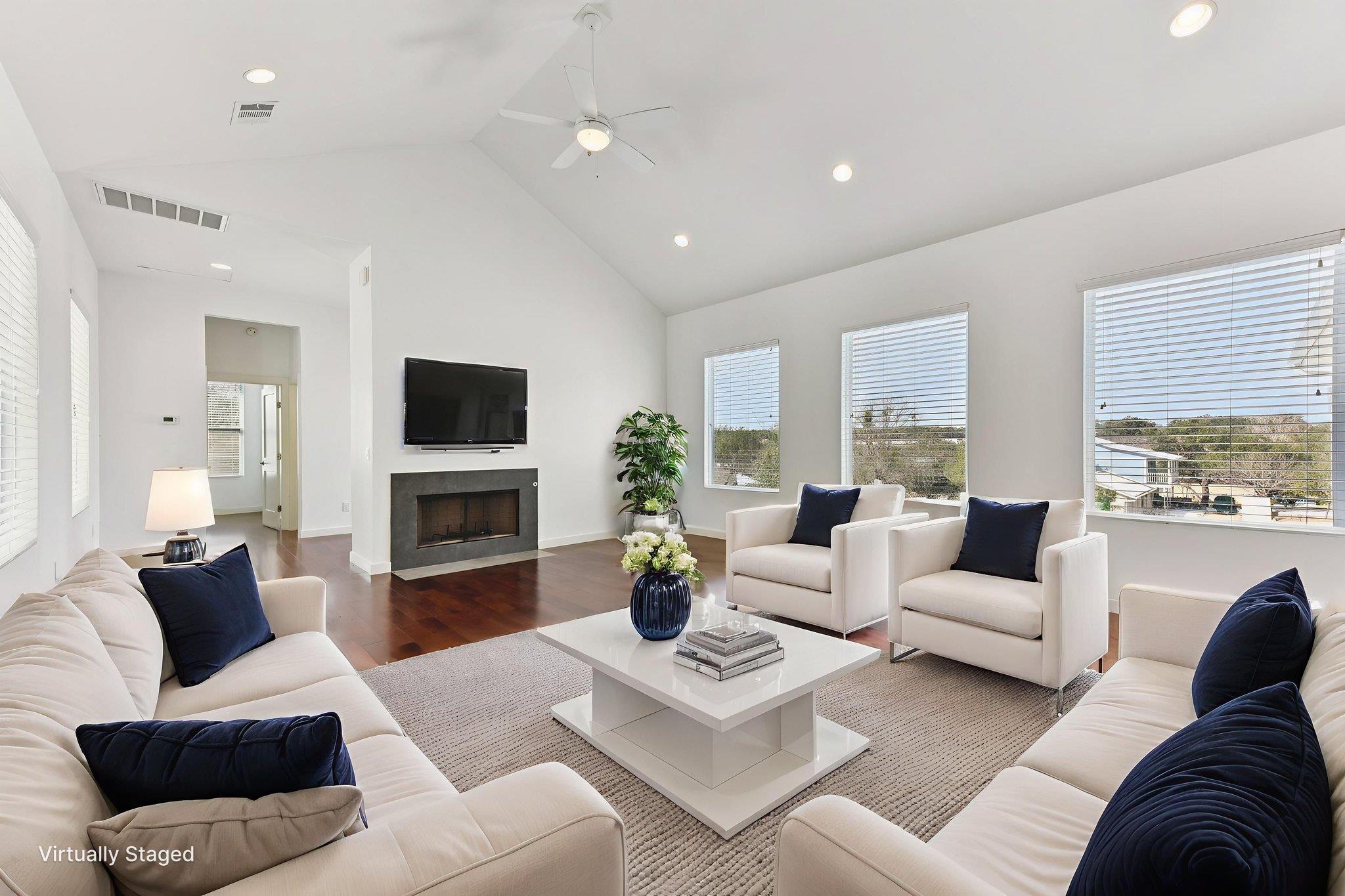 133 Crest View Dr, Lakeway, TX 78734