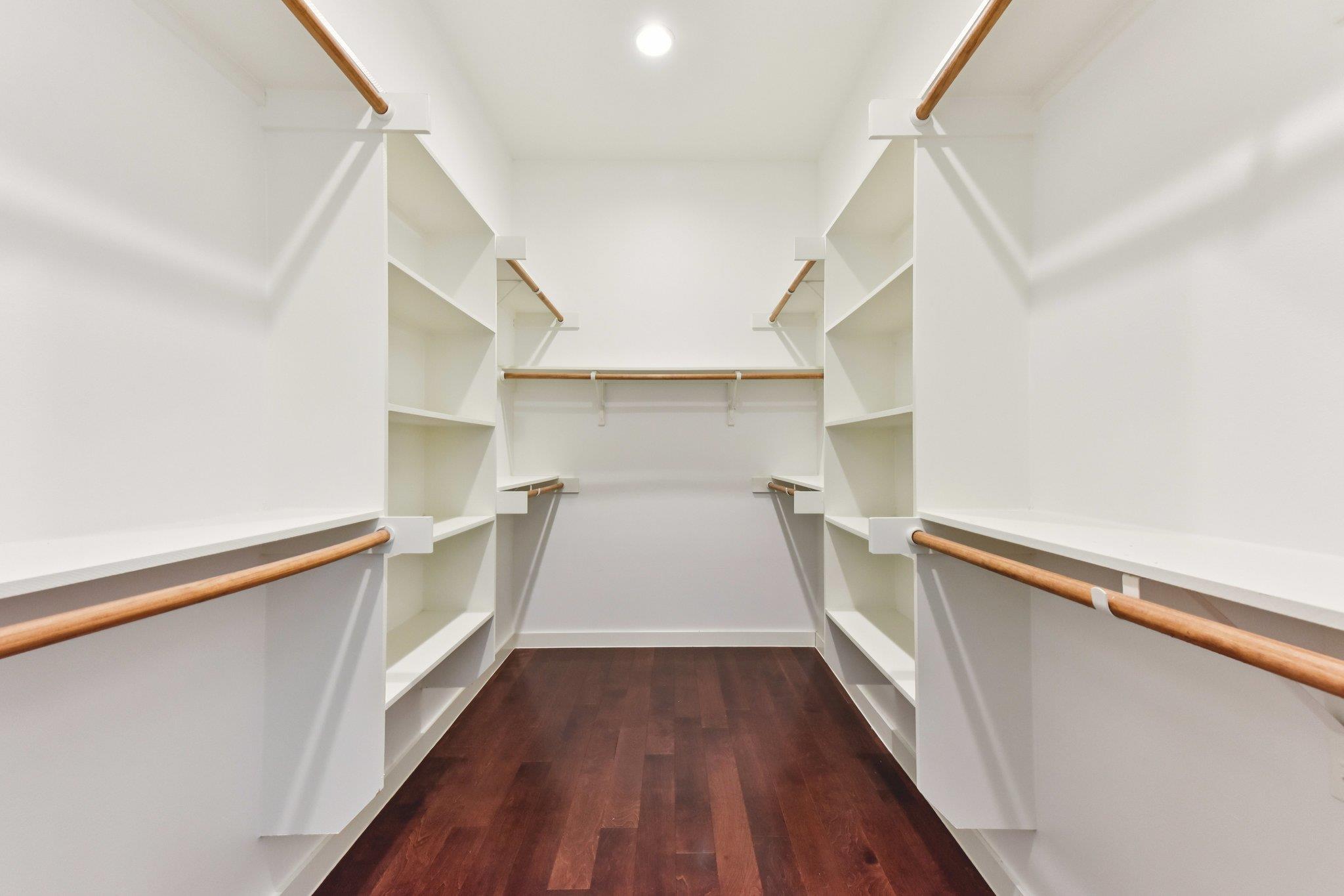 133 Crest View Dr, Lakeway, TX 78734