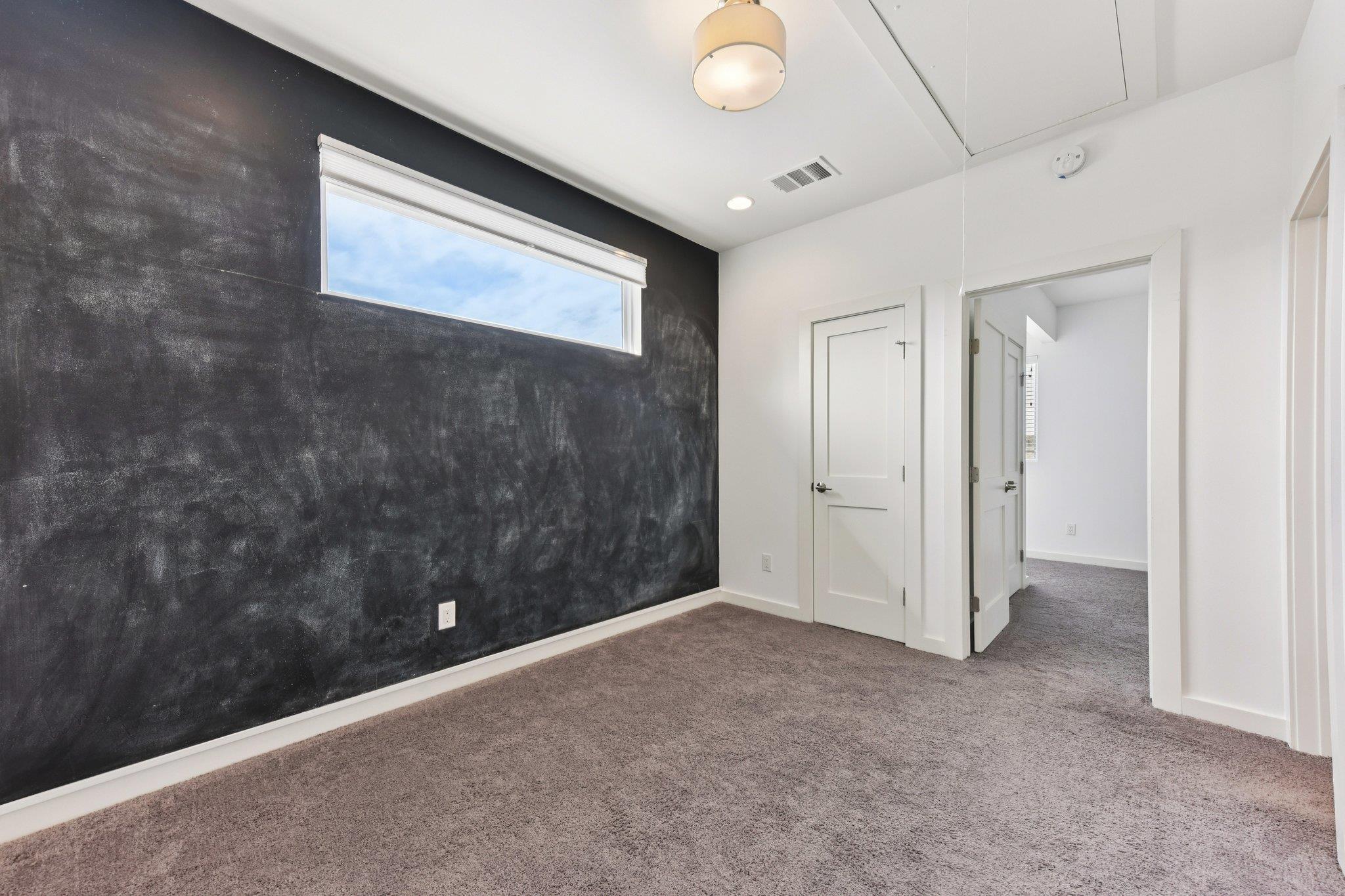 133 Crest View Dr, Lakeway, TX 78734