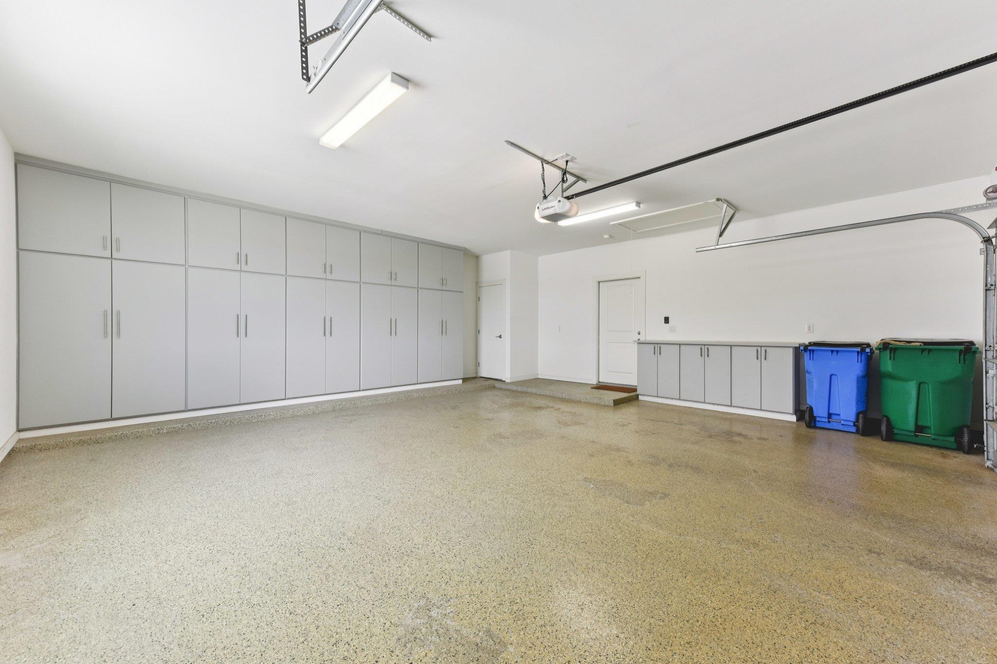 133 Crest View Dr, Lakeway, TX 78734