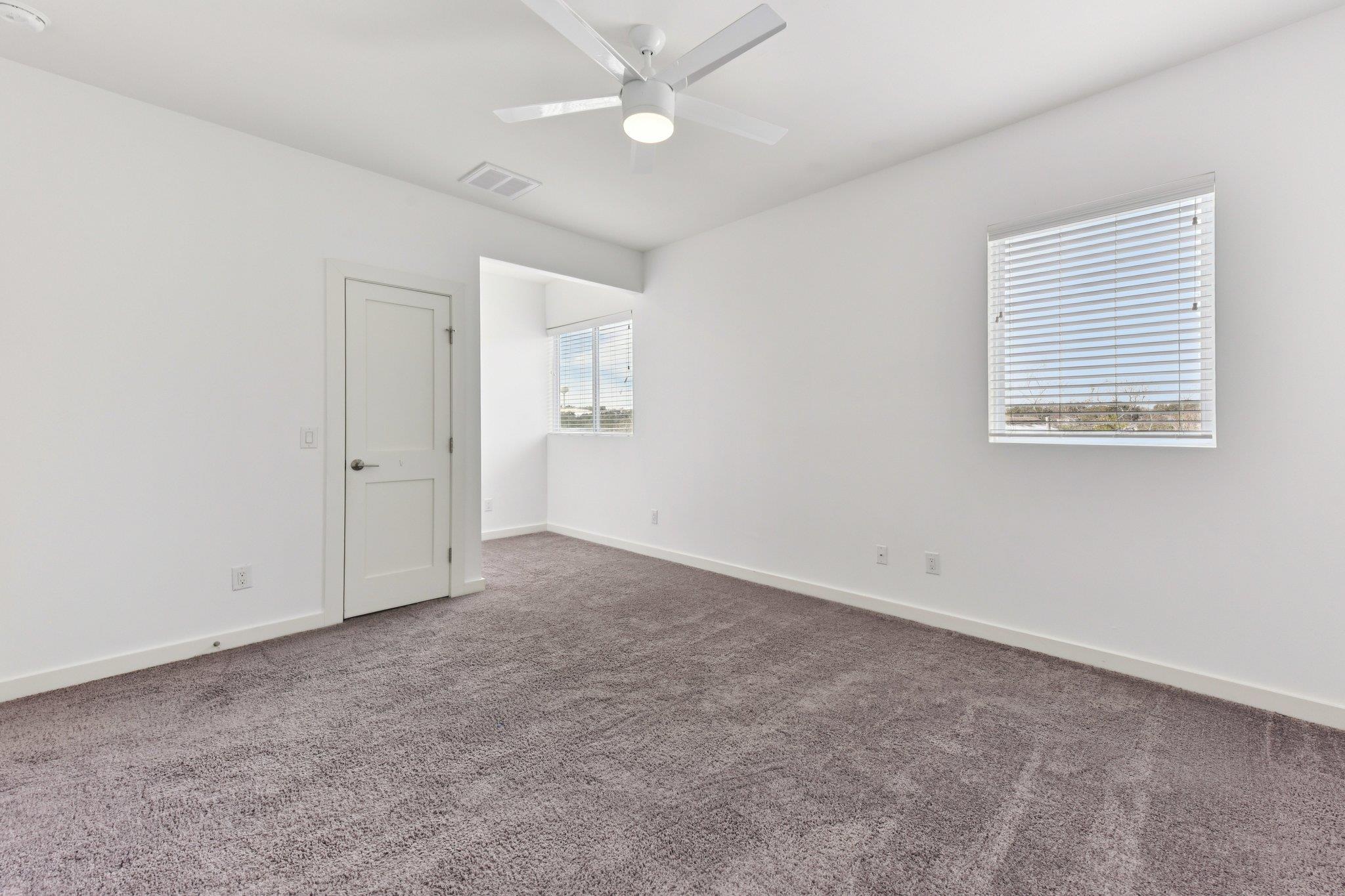 133 Crest View Dr, Lakeway, TX 78734