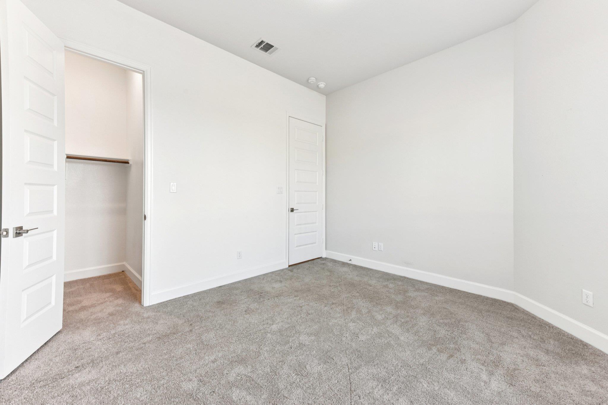 163 Kellogg Ln, Bastrop, TX 78602