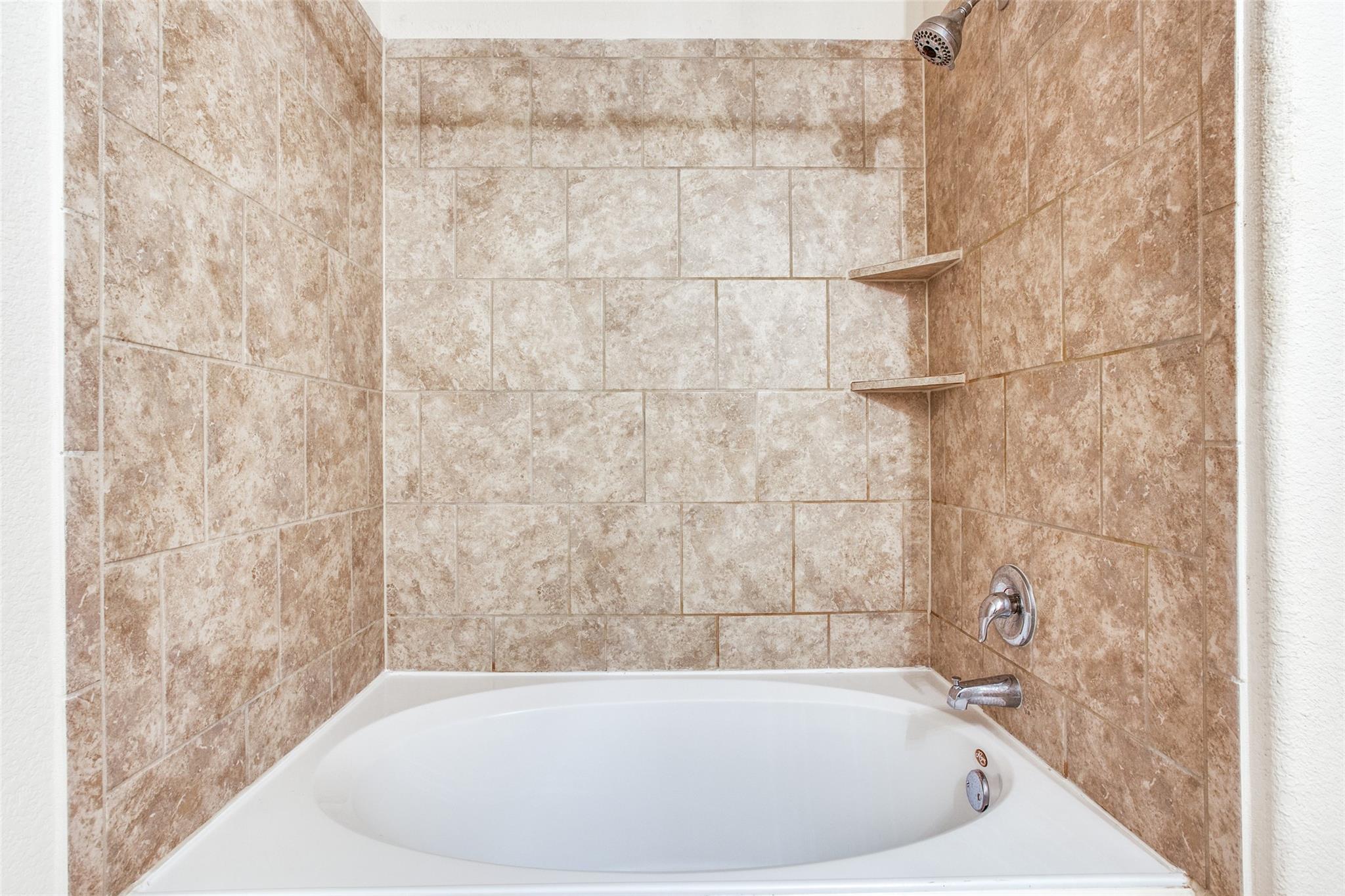 3605 Alpine Autumn Dr, Austin, TX 78744