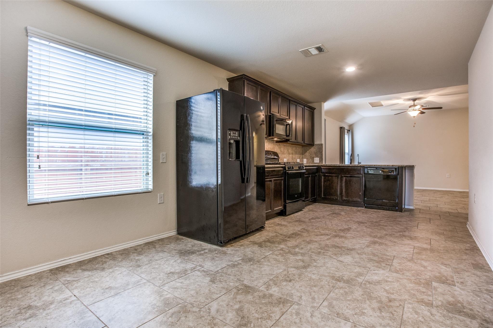 3605 Alpine Autumn Dr, Austin, TX 78744