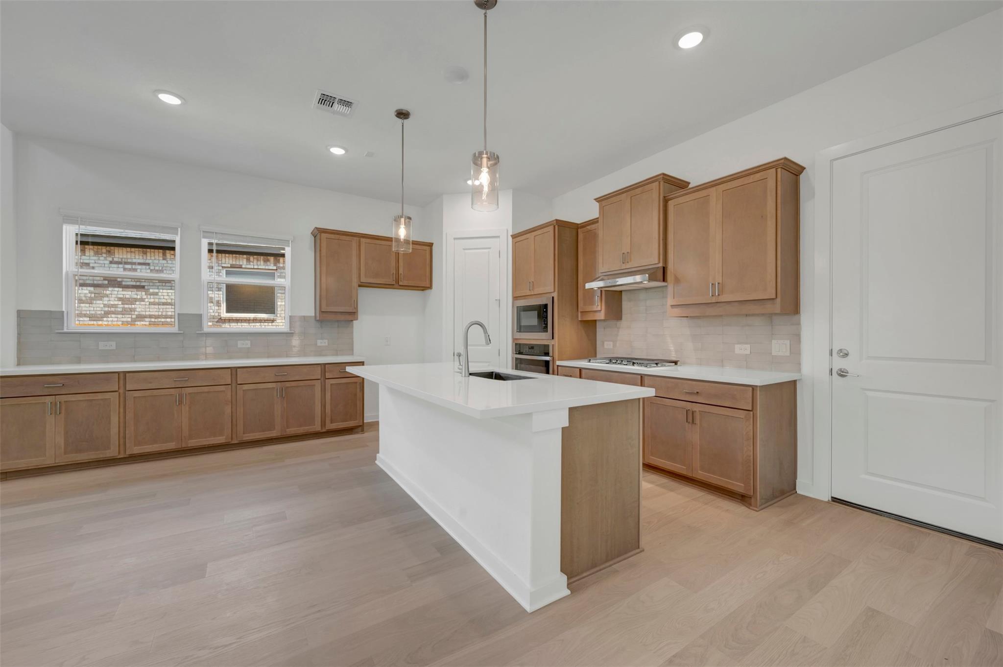 178 Norway Spruce St, Dripping Springs, TX 78620