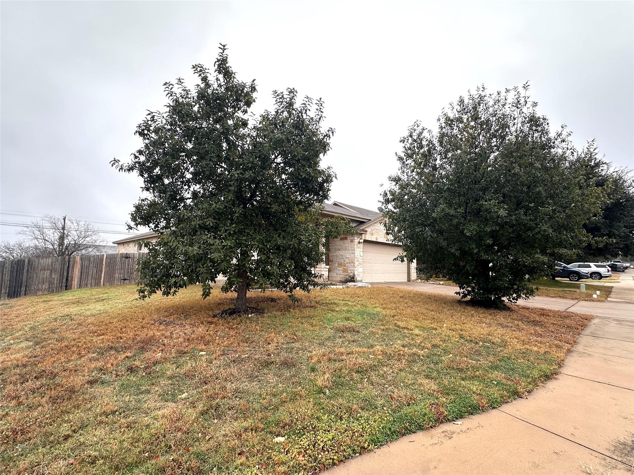 1000 Drake Cv, Leander, TX 78641