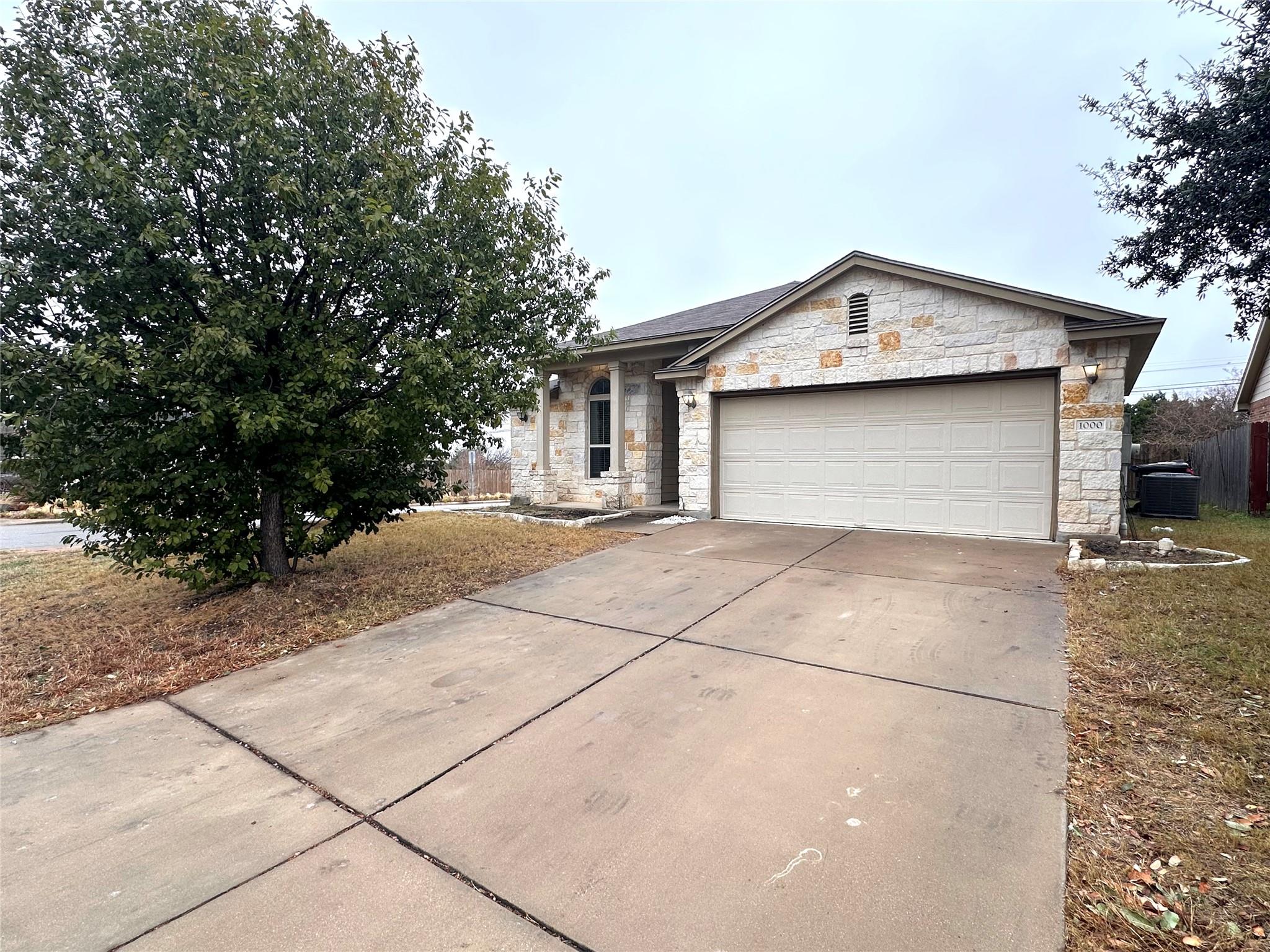 1000 Drake Cv, Leander, TX 78641