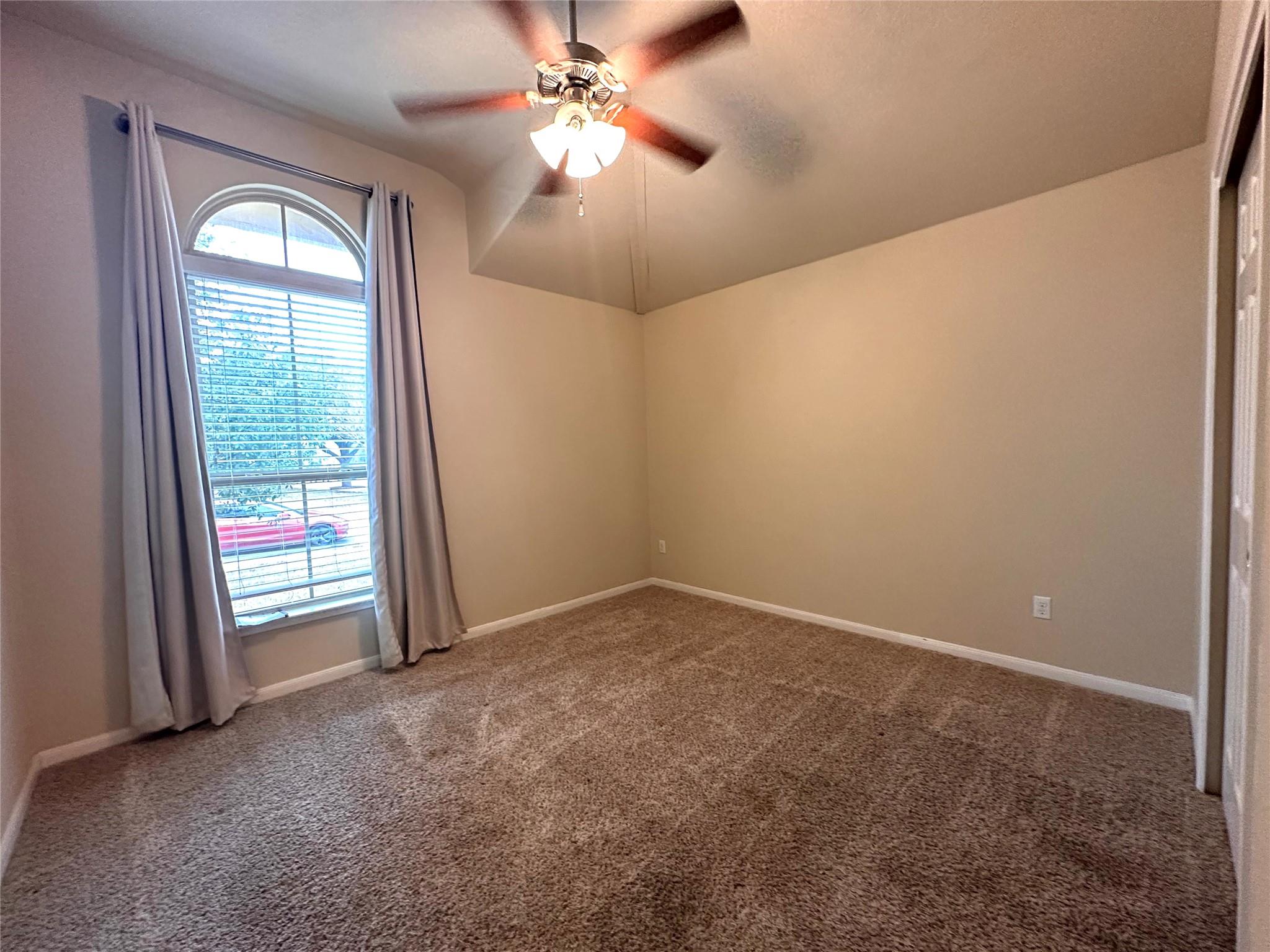 1000 Drake Cv, Leander, TX 78641