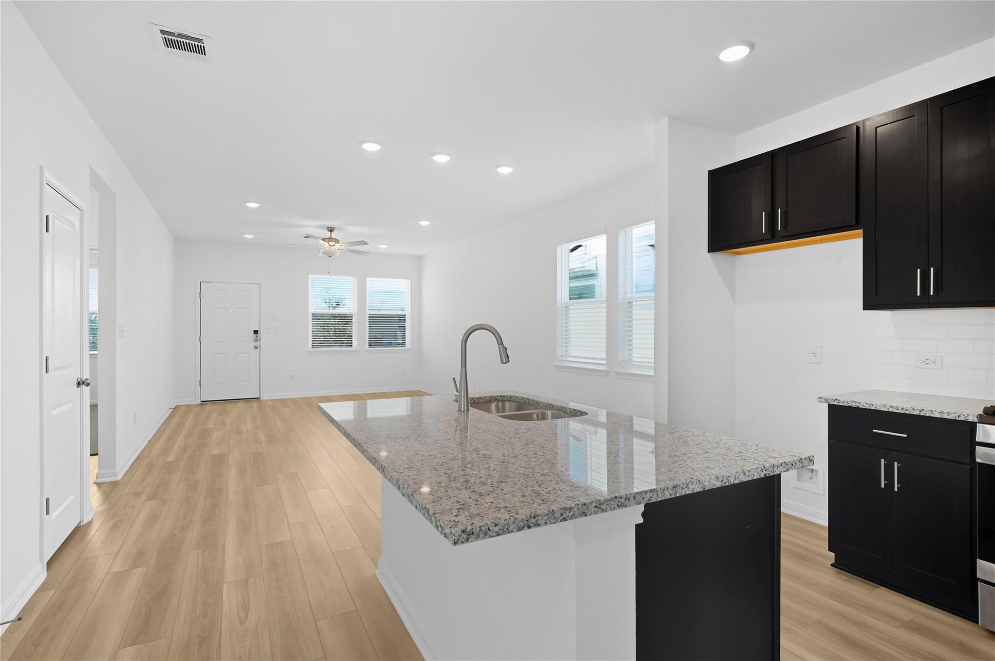 209 Betsy Rd, Hutto, TX 78634