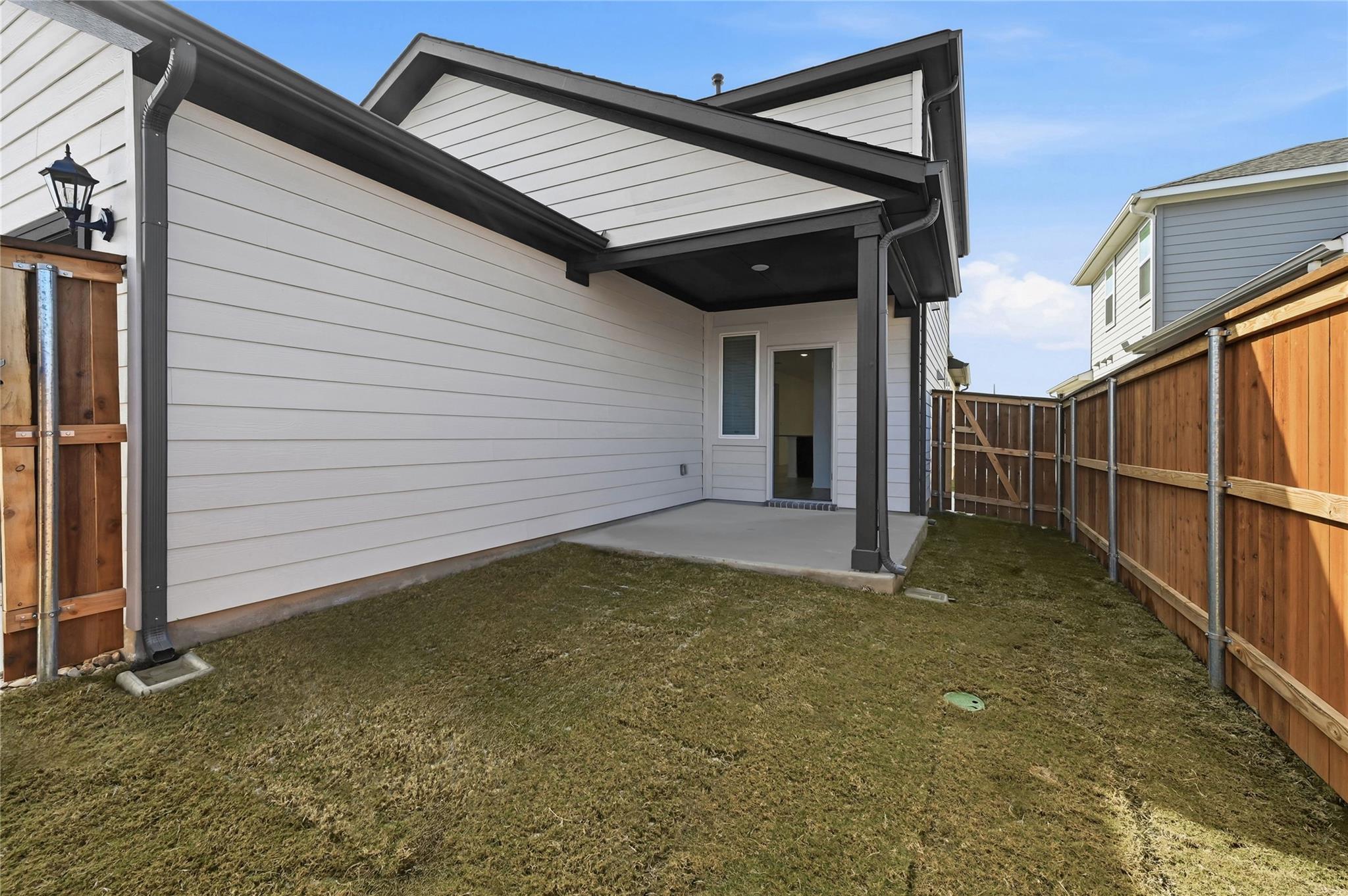 209 Betsy Rd, Hutto, TX 78634