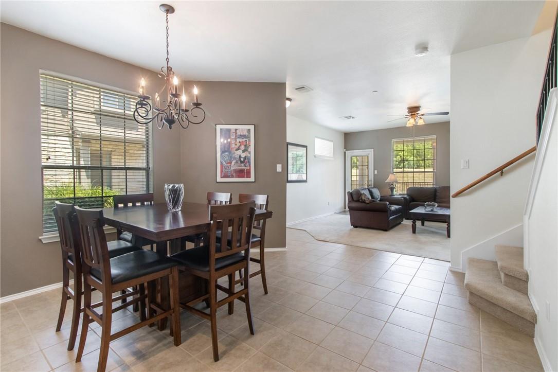 9201 Brodie Ln # 902, Austin, TX 78748