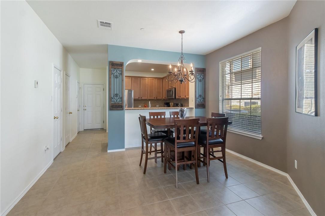 9201 Brodie Ln # 902, Austin, TX 78748