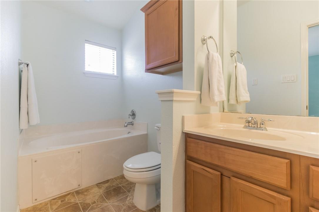 9201 Brodie Ln # 902, Austin, TX 78748