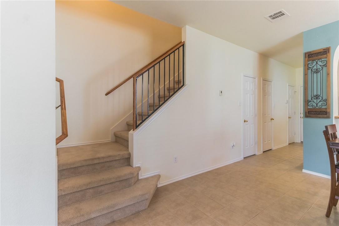 9201 Brodie Ln # 902, Austin, TX 78748