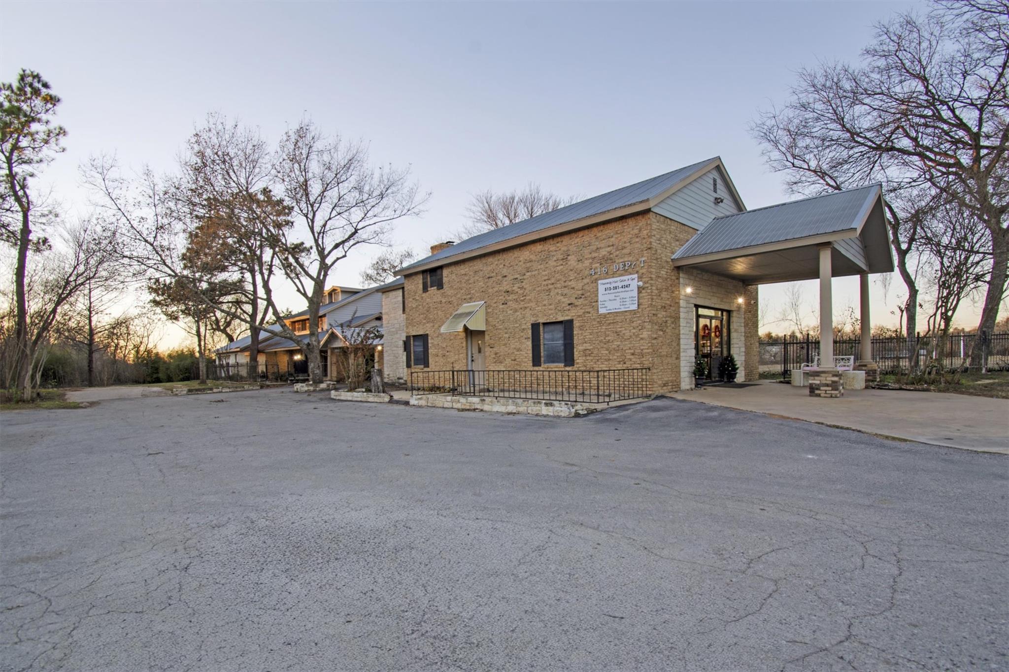 416 Depot St, Elgin, TX 78621