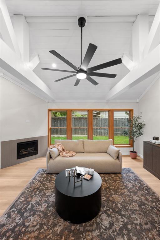 2710 Greenlawn Pkwy, Austin, TX 78757