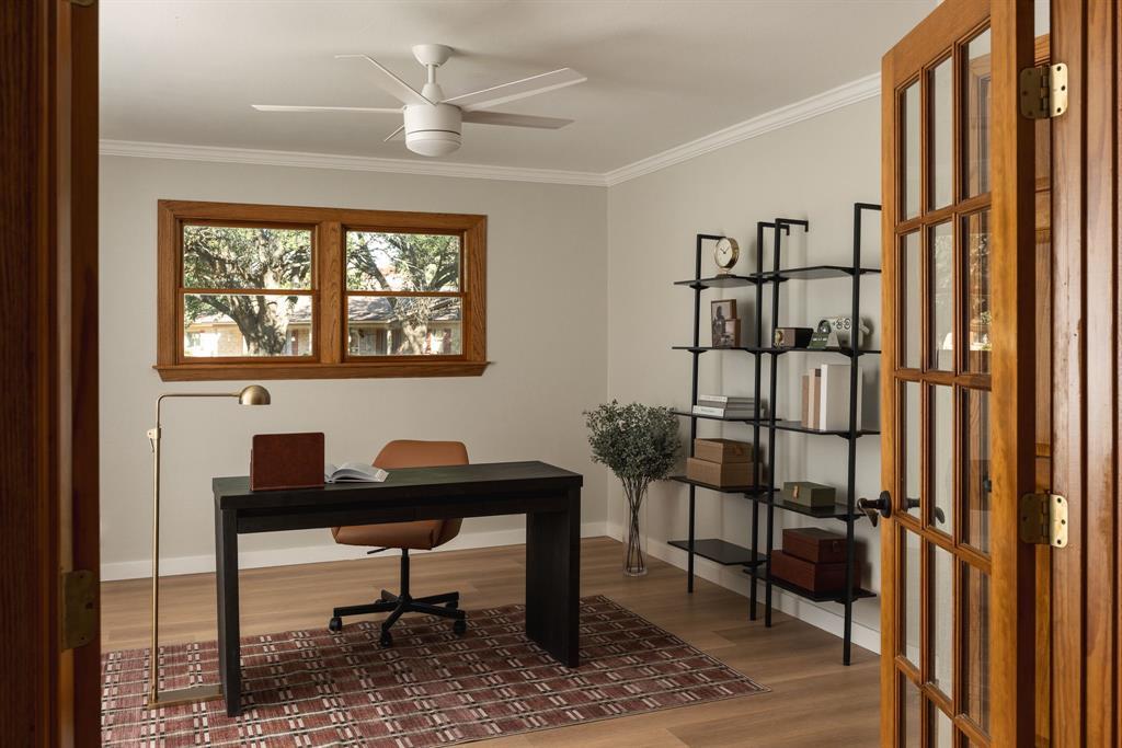 2710 Greenlawn Pkwy, Austin, TX 78757