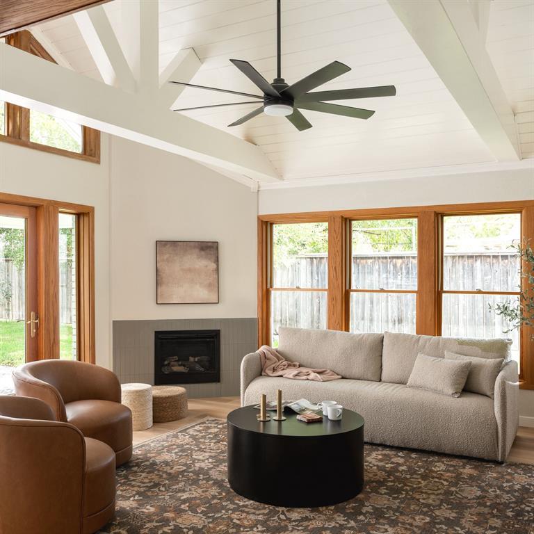 2710 Greenlawn Pkwy, Austin, TX 78757