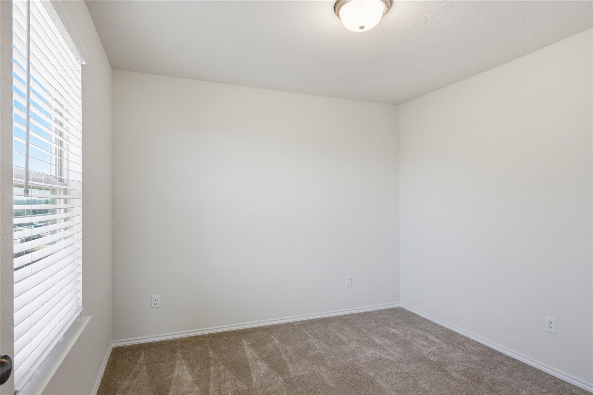 106 Barley Fork Ln, Hutto, TX 78634