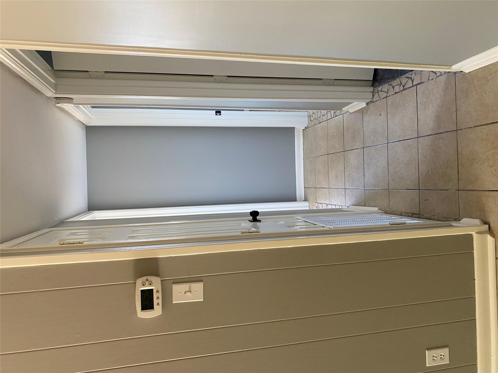 955 university Ln, Seguin, TX 78155