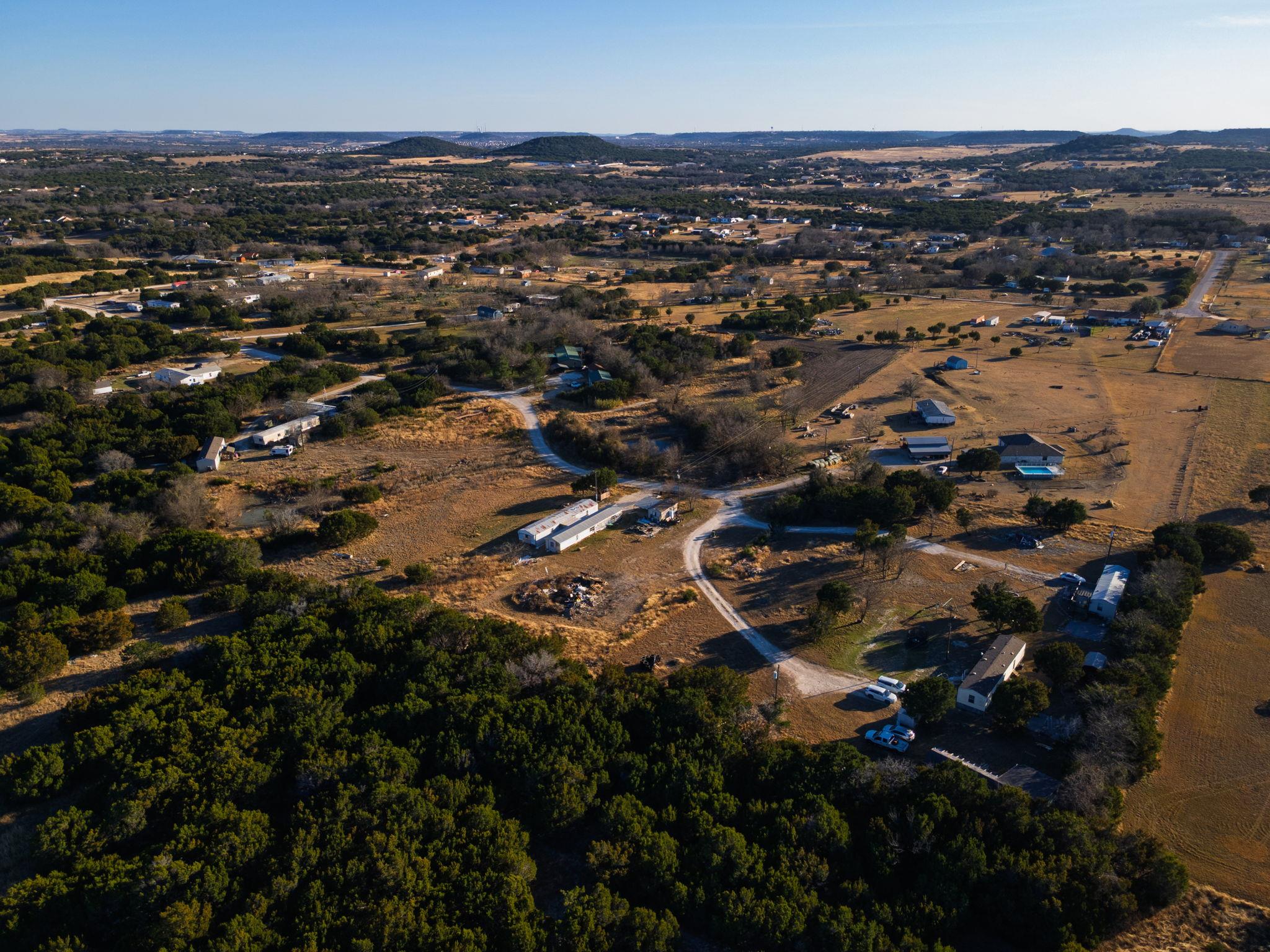 1252 Twin Mountain Rd, Copperas Cove, TX 76522