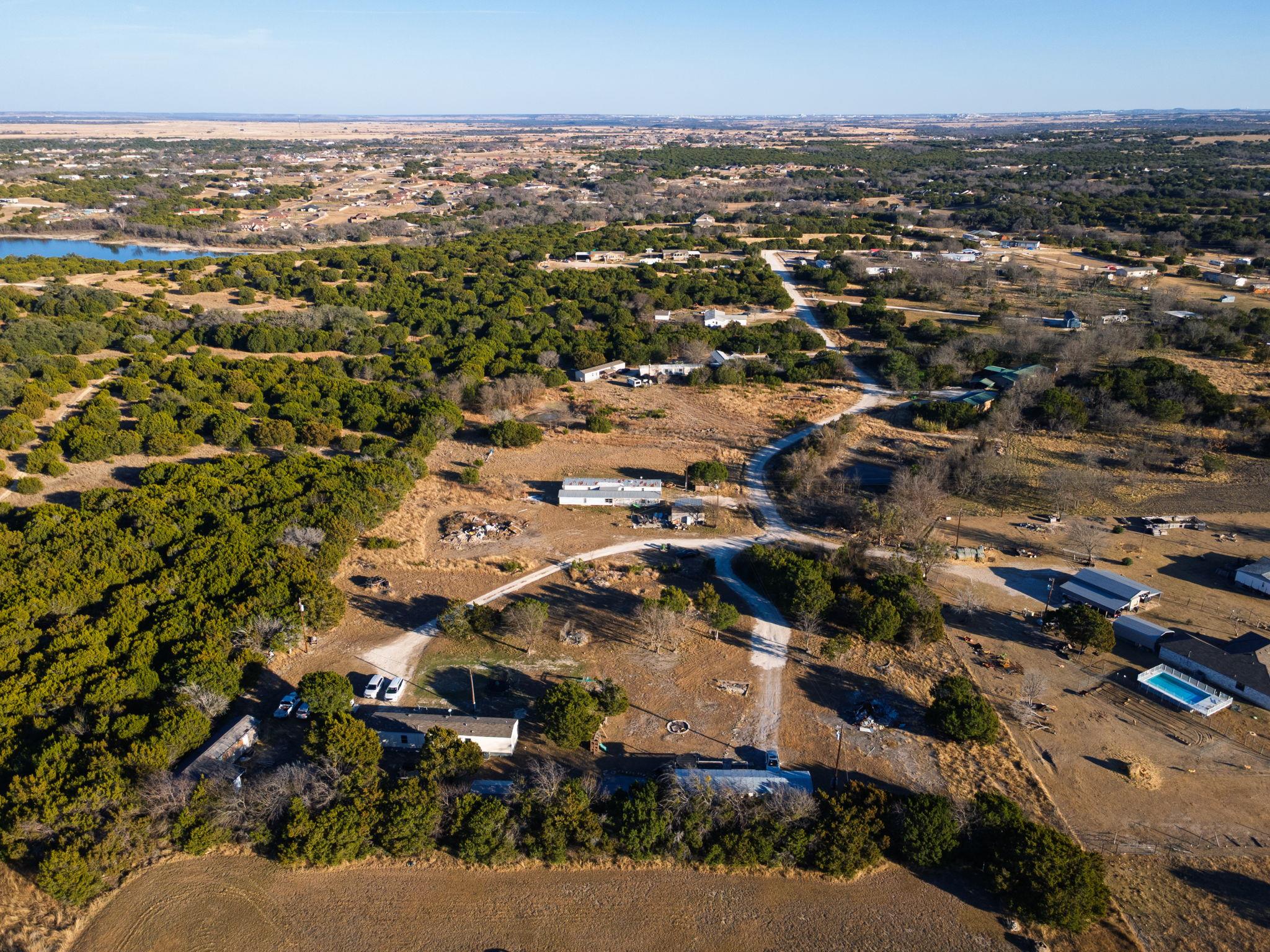 1252 Twin Mountain Rd, Copperas Cove, TX 76522