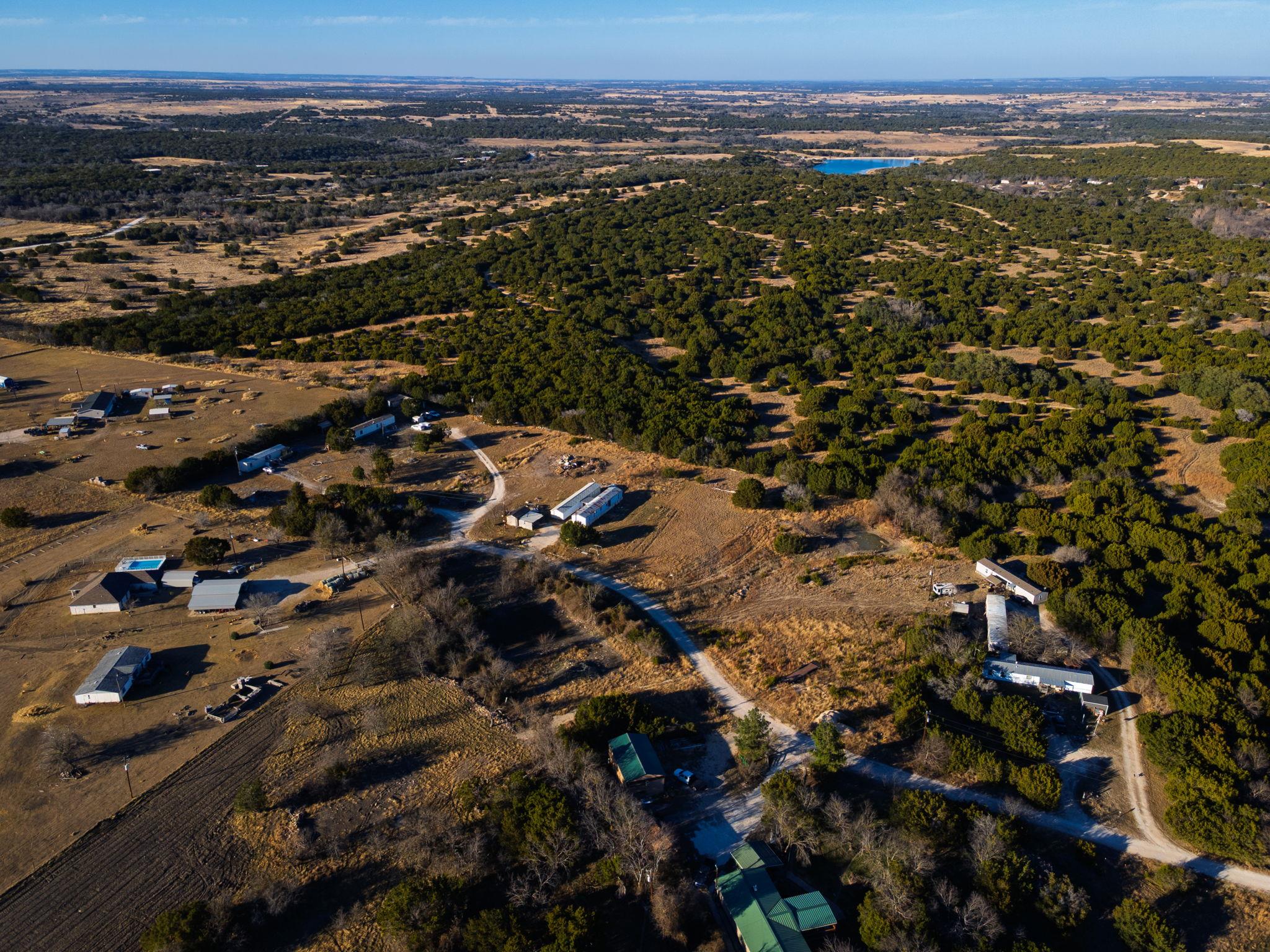 1252 Twin Mountain Rd, Copperas Cove, TX 76522