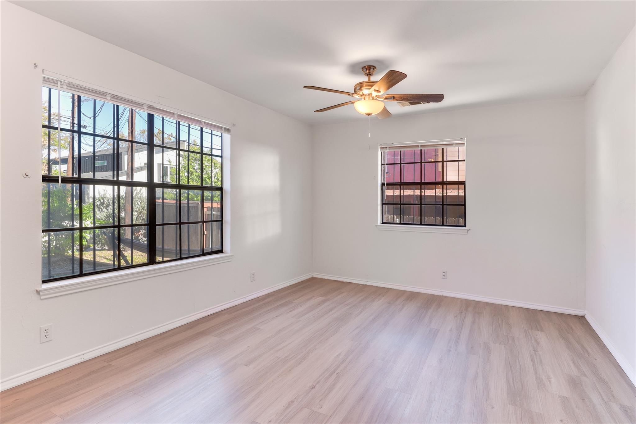 1903 E 20th St, Austin, TX 78722