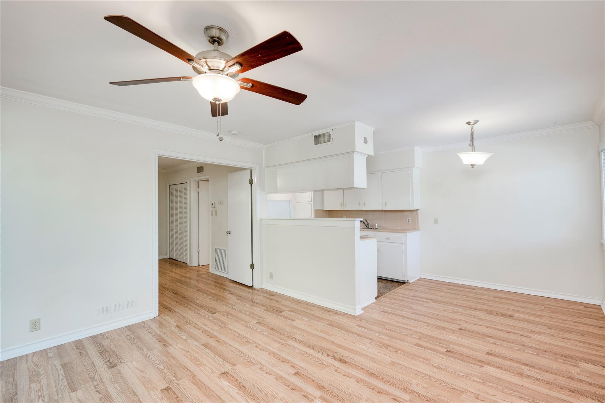 1511 Shoal Creek Blvd # F, Austin, TX 78701