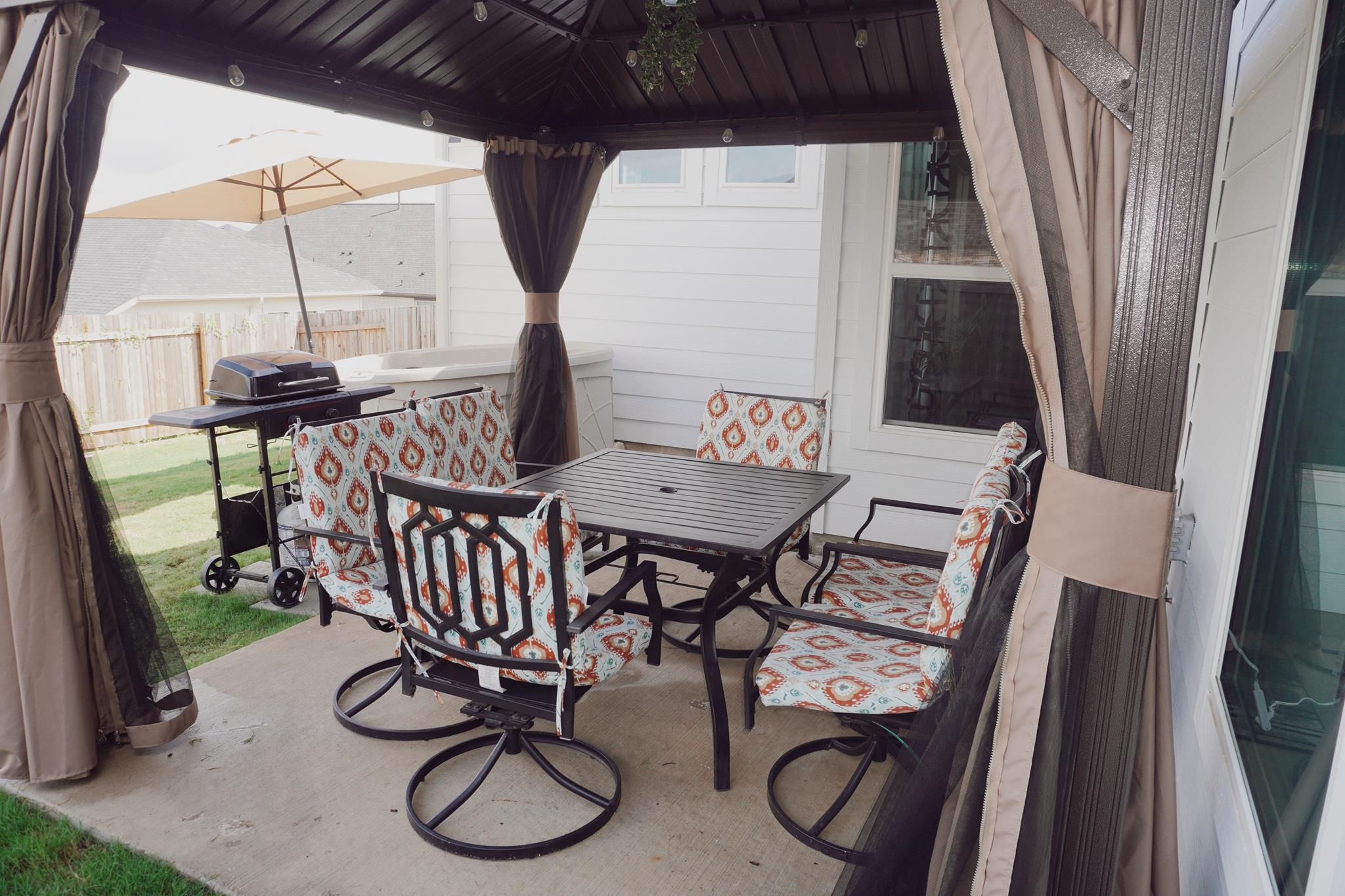 189 Durian Loop, Buda, TX 78610