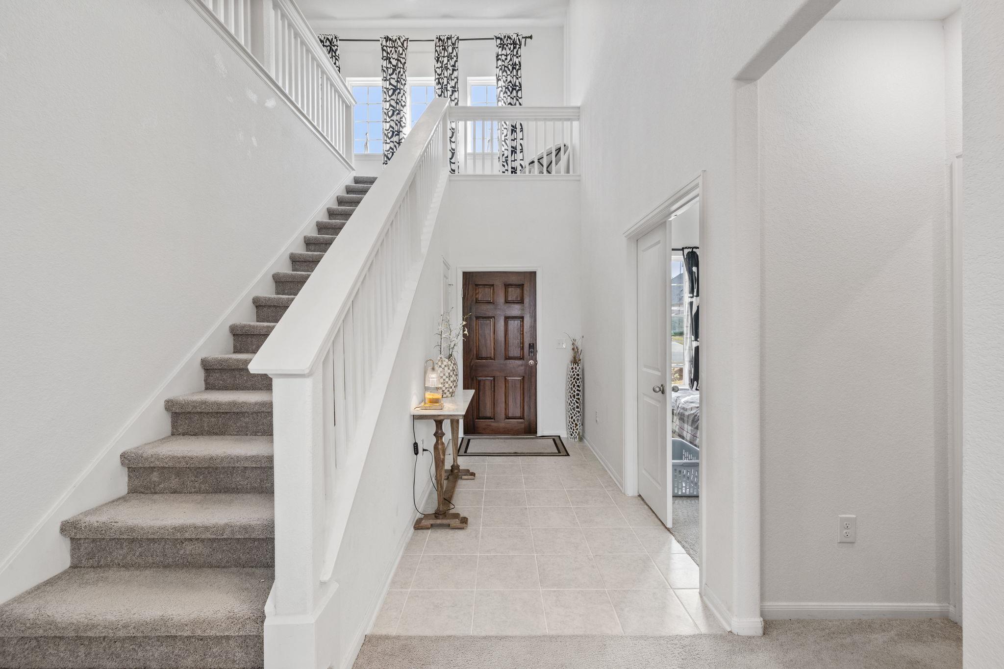 189 Durian Loop, Buda, TX 78610