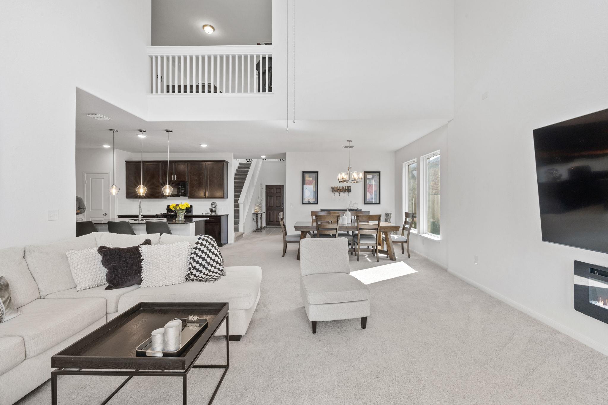 189 Durian Loop, Buda, TX 78610