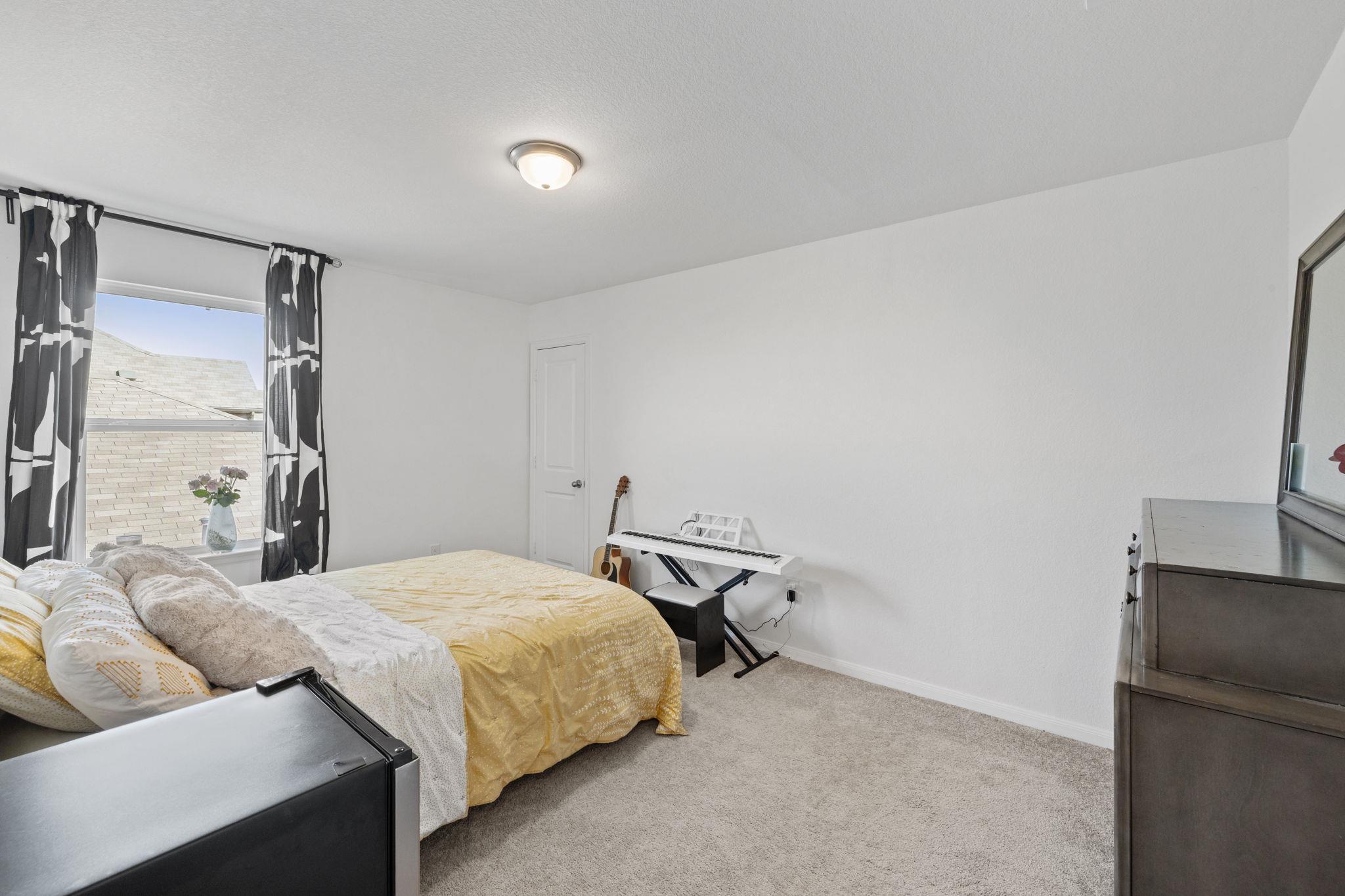 189 Durian Loop, Buda, TX 78610