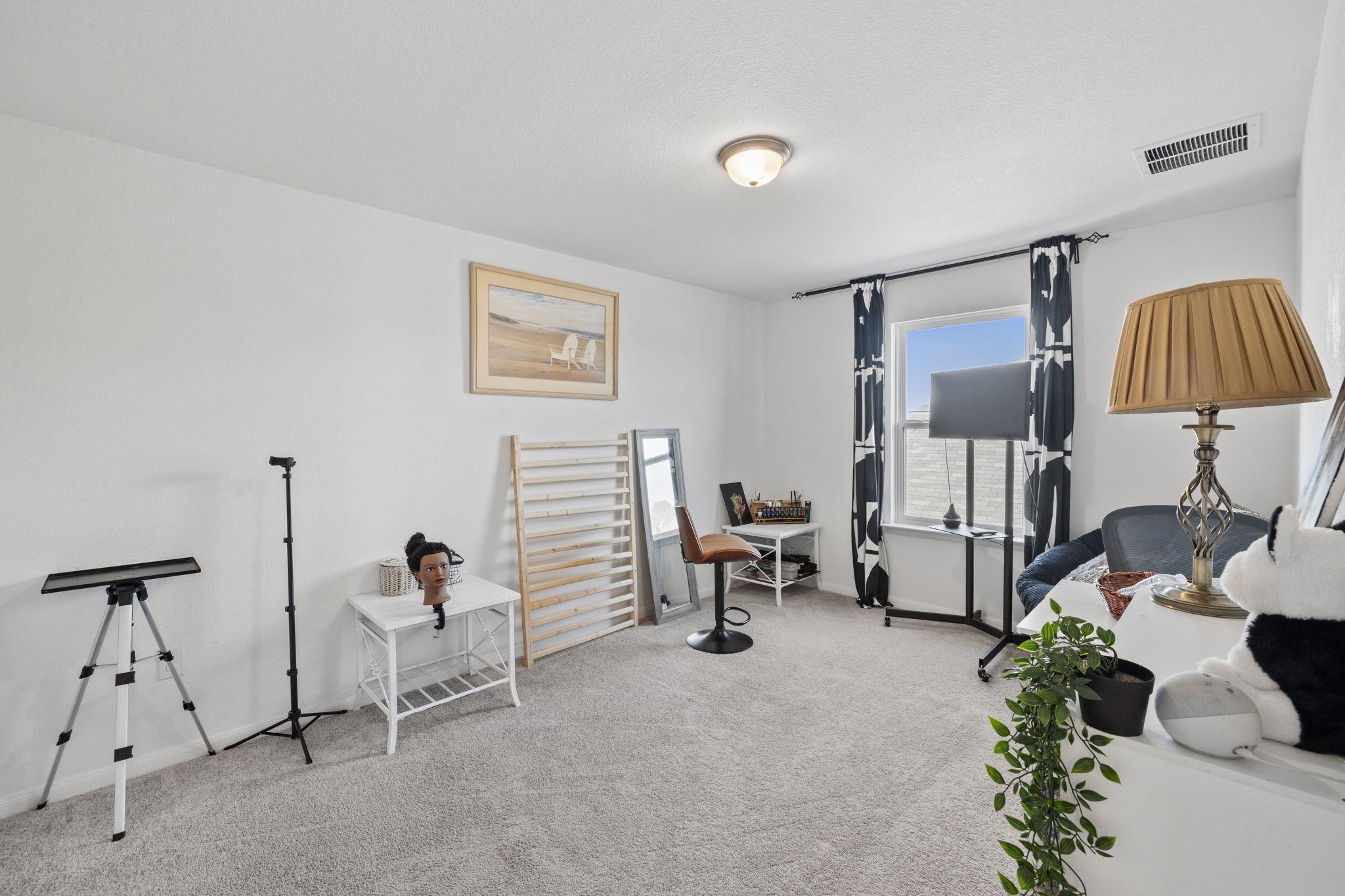 189 Durian Loop, Buda, TX 78610