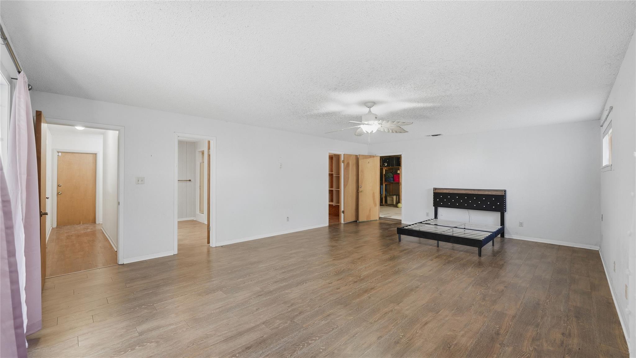 132 W Outer Dr, Canyon Lake, TX 78133