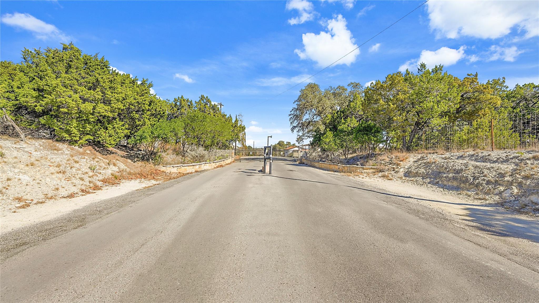 132 W Outer Dr, Canyon Lake, TX 78133