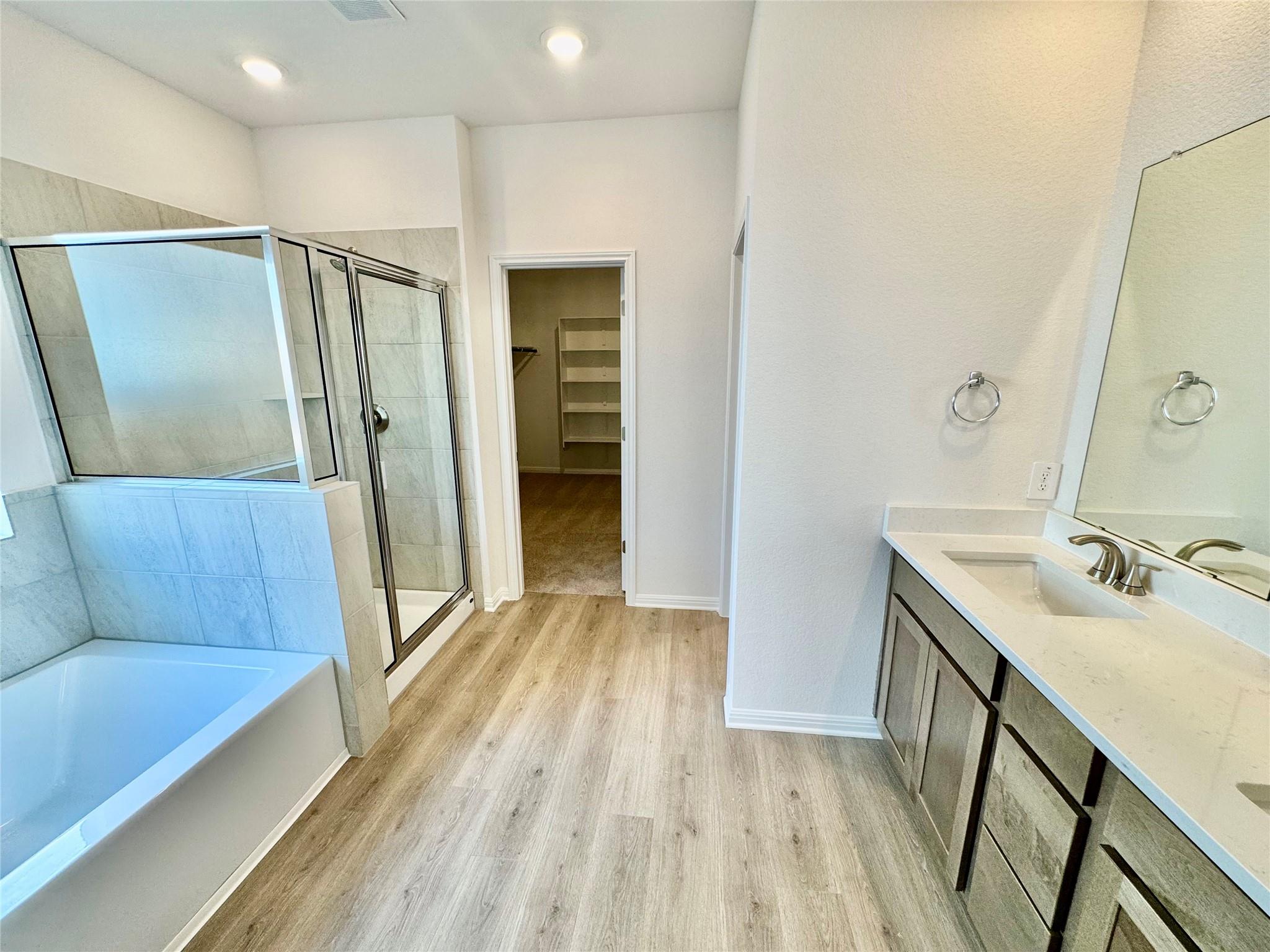 1800 South Main, Kyle, TX 78640