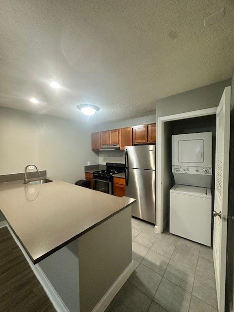 2520 Longview St # 405, Austin, TX 78705